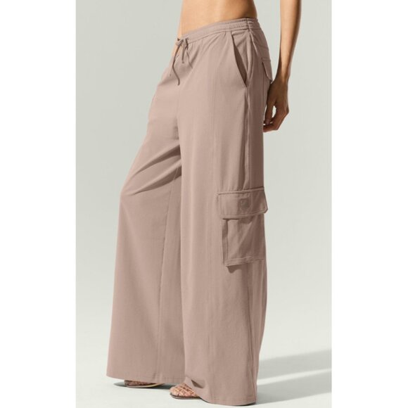 NEW Alo Dreamscape Cargo Wide Leg Pants Taupe Tan Oversized Utility Trousers S - Picture 1 of 13